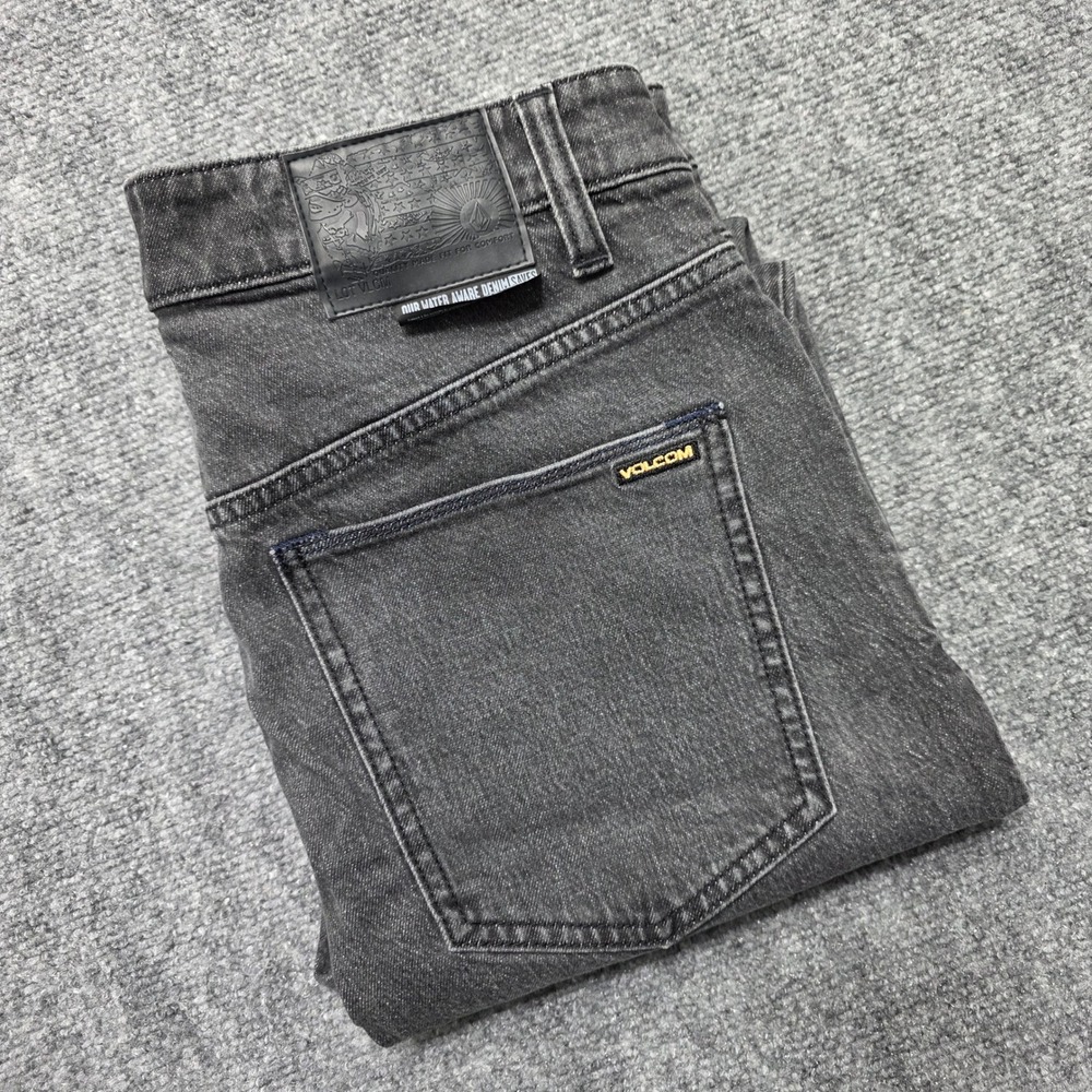 Volcom Solver Modern Tapered Gray Denim Jeans Men 32x32 Stretch Skate Pants